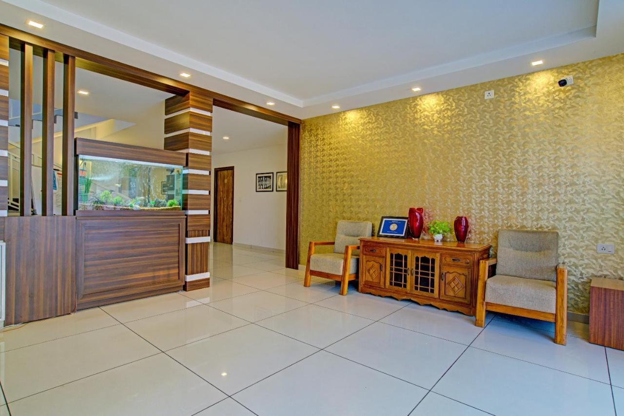 Kochi Vaccinated Staff- Capital O 74715 Phoenix Holidays酒店 外观 照片